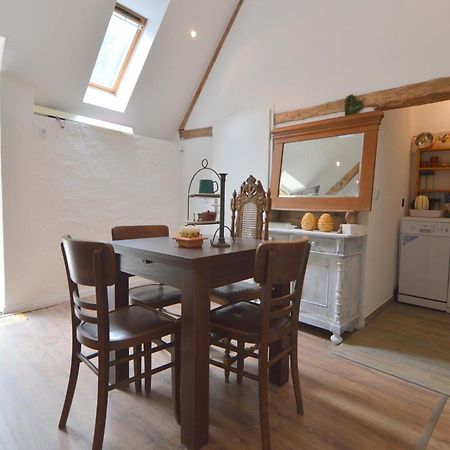 Cozy Apartment In Immerath With Fishing Near Luaran gambar