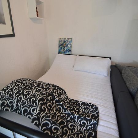 Cozy Apartment In Immerath With Fishing Near Luaran gambar