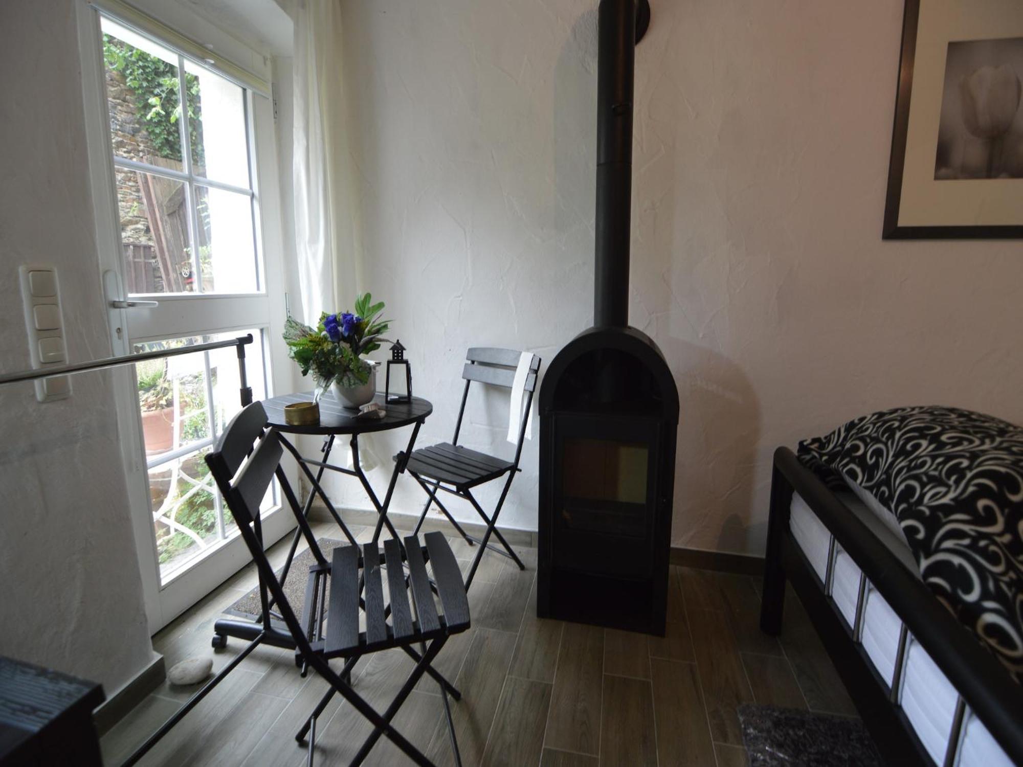 Cozy Apartment In Immerath With Fishing Near Luaran gambar