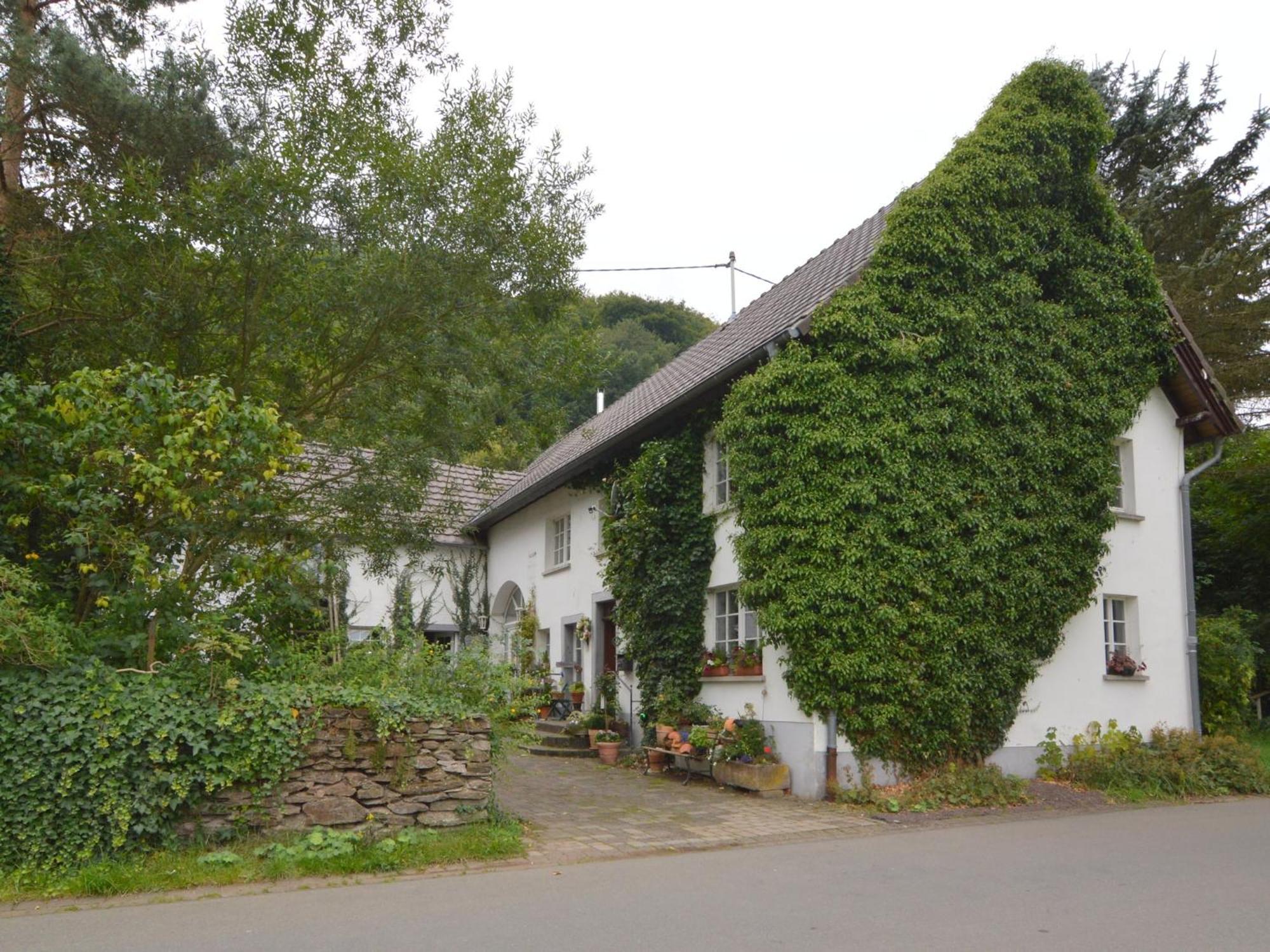 Cozy Apartment In Immerath With Fishing Near Luaran gambar