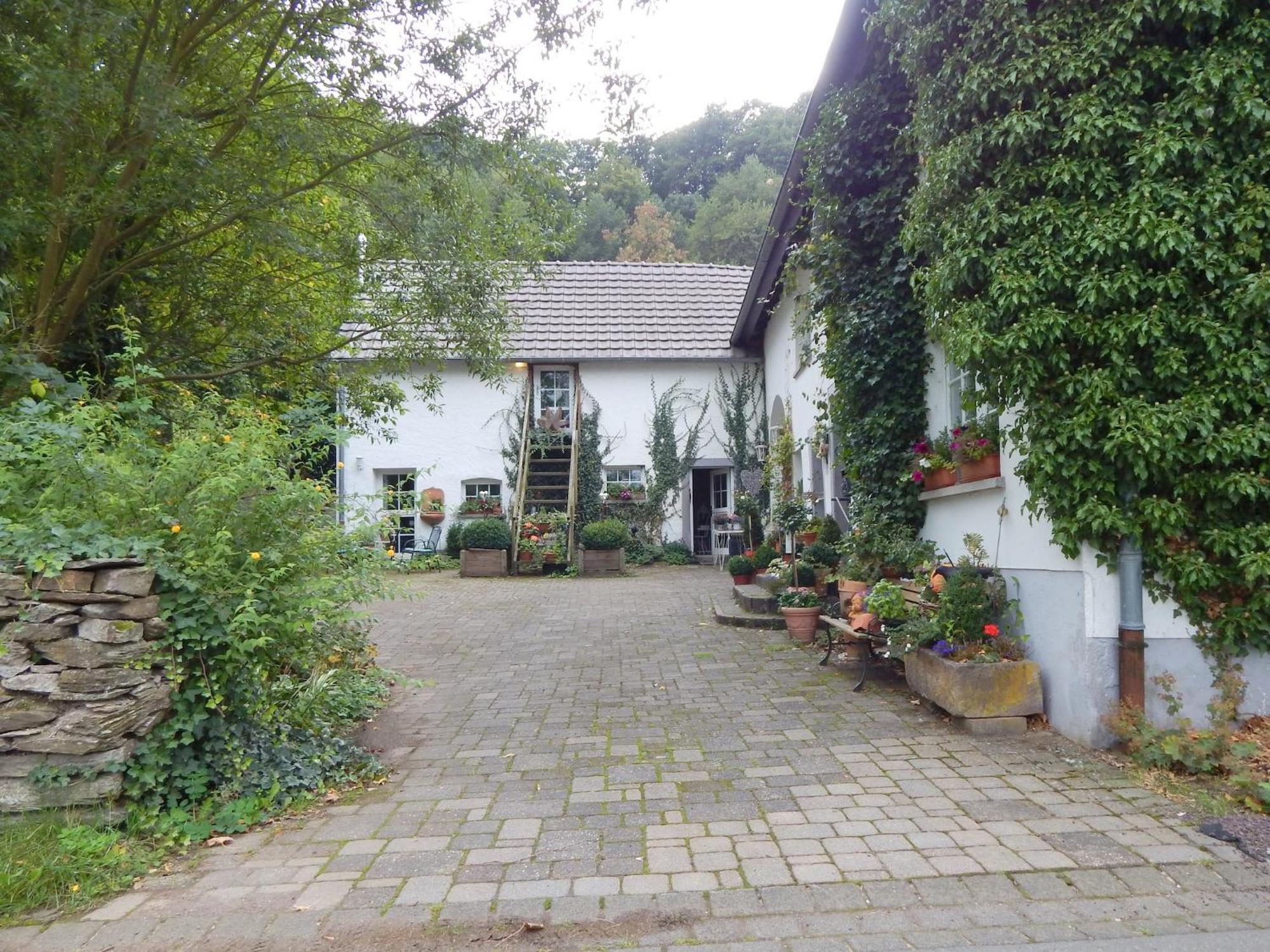 Cozy Apartment In Immerath With Fishing Near Luaran gambar